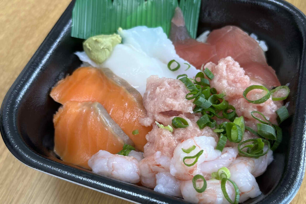 寿鈴丼丸　海鮮丼　白鷺