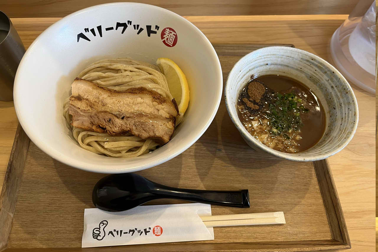 【ベリーグッド麺】白鷺駅近くで味わう濃厚魚介豚骨の極太自家製平打ちつけ麺！