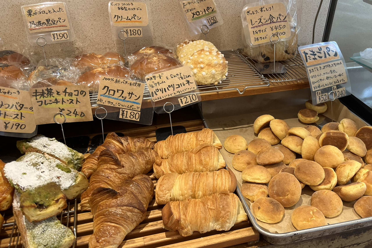 ベーカリーワタナベ　鳳　パン屋　大鳥大社