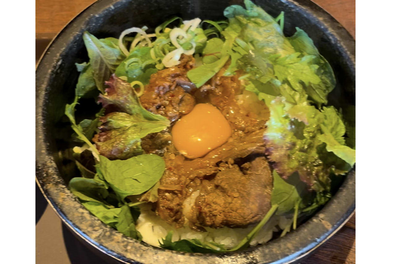 【コリアンダイニング李朝園 鳳店】女性一人でも入りやすい！プルコギ丼とキムチを満喫