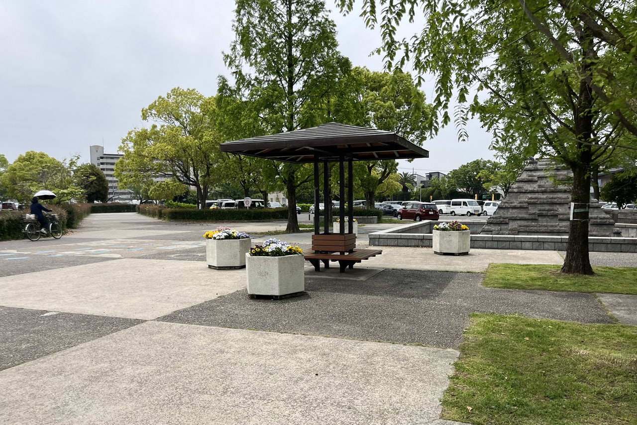 金岡公園の雰囲気や施設が伝わる現地の風景